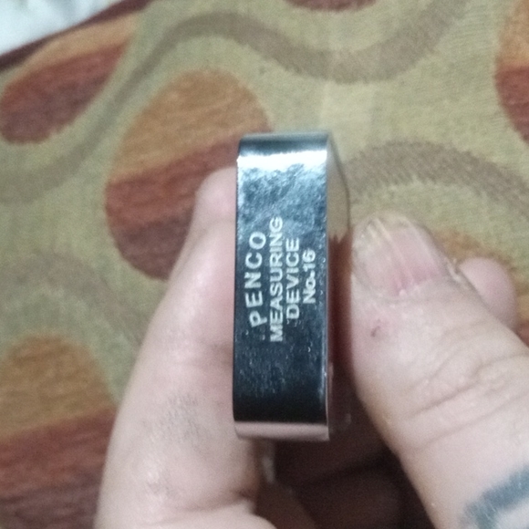 Like new supreme measuring tape - Picture 2 of 3